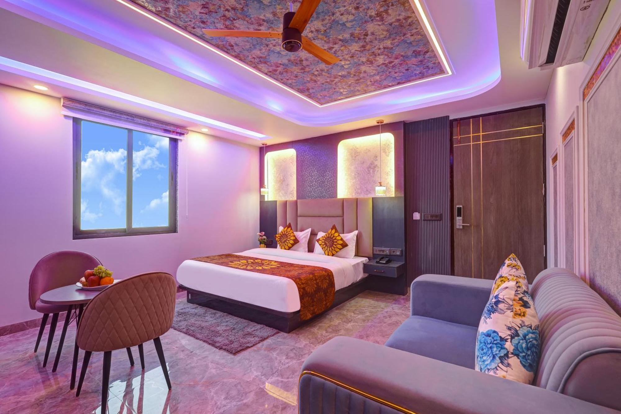 Hotel Armani Suites By Smart Group Nuova Delhi Esterno foto